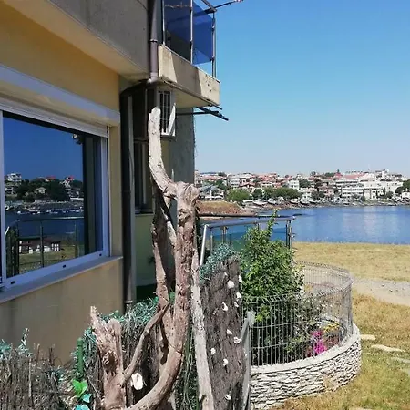 Apartament Neptun דירה אקהטופול